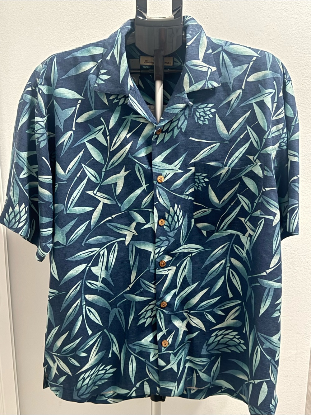 Tommy Bahama Navy Blue Short-Sleeve Leaf Print Button-Down Silk Shirt
